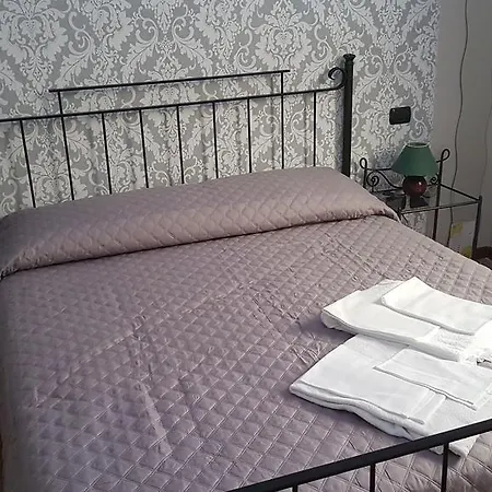 农家乐 Societa Agricola F.lli Angelucci 卡纳拉