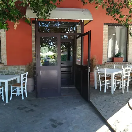 Societa Agricola F.lli Angelucci 卡纳拉