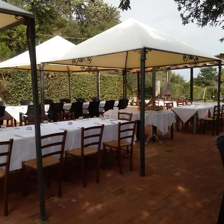 农家乐 Societa Agricola F.lli Angelucci 卡纳拉