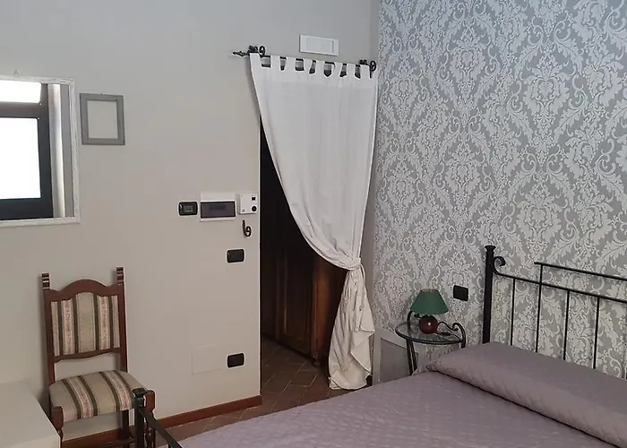 Societa Agricola F.lli Angelucci Farm stay *